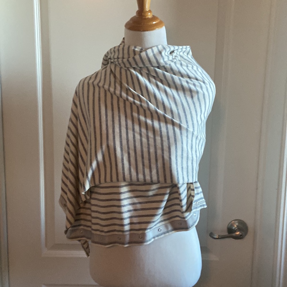 Scarf - Picture 5 of 5